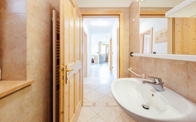 Accommodation:&nbsp;Brunel (Sof772) 664.3