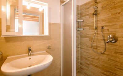 Accommodation:&nbsp;Ciampedie 653.2