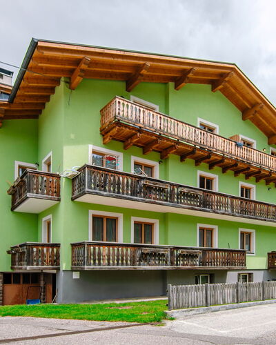 Pozza di Fassa 653