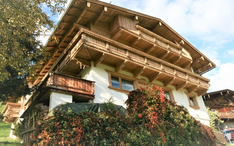 Gangerhof: Sky, Plant, Cloud, Building, Tree, Wood, Facade, Roof, Landscape, Cottage