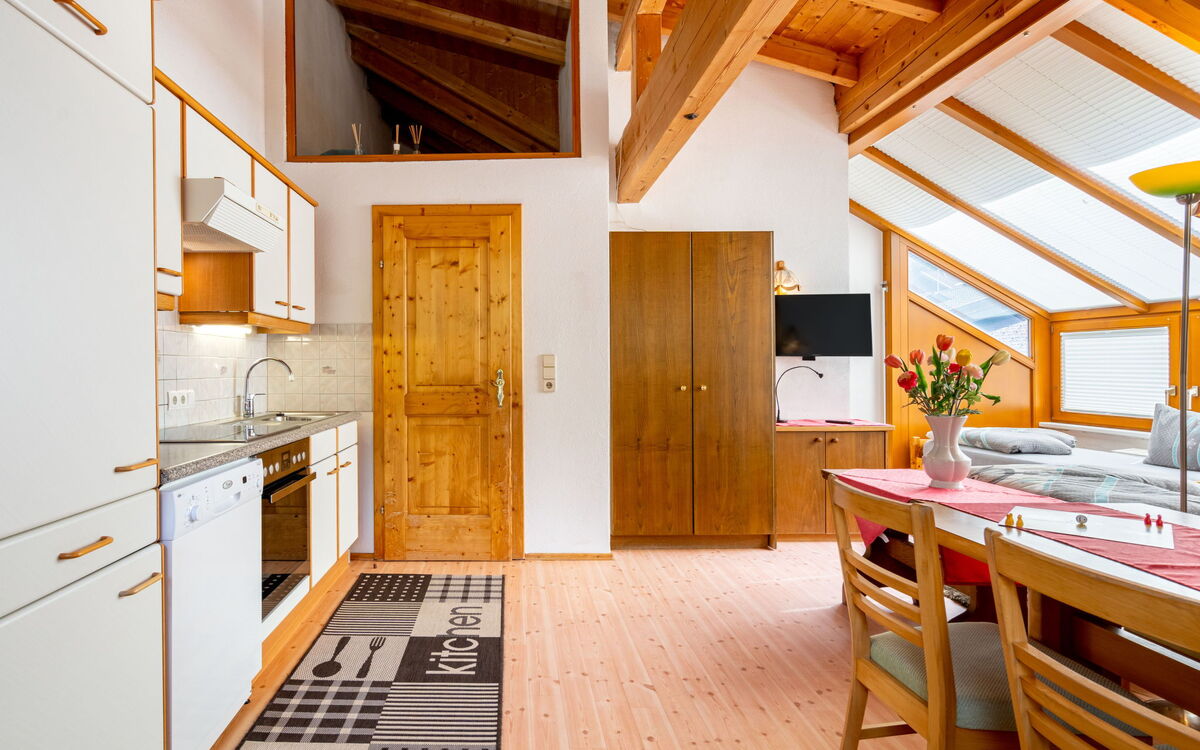 Accommodation:&nbsp;Rosi Studio 731.3
