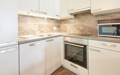 Accommodation:&nbsp;Pinsons 628.4