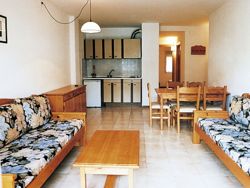 Accommodation:&nbsp;Gran Reserva (Amp100) 787.1