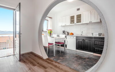 Accommodation:&nbsp;Monja 655.1