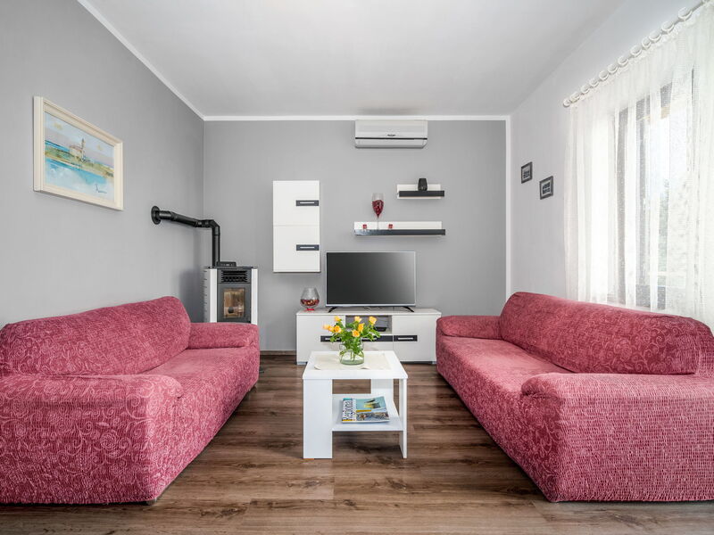 Accommodation:&nbsp;Monja 655.1
