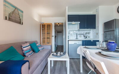 Accommodation:&nbsp;Les Terrasses Notre Dame du Port 900.8