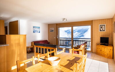 Accommodation:&nbsp;Les Cîmes 4 630.2