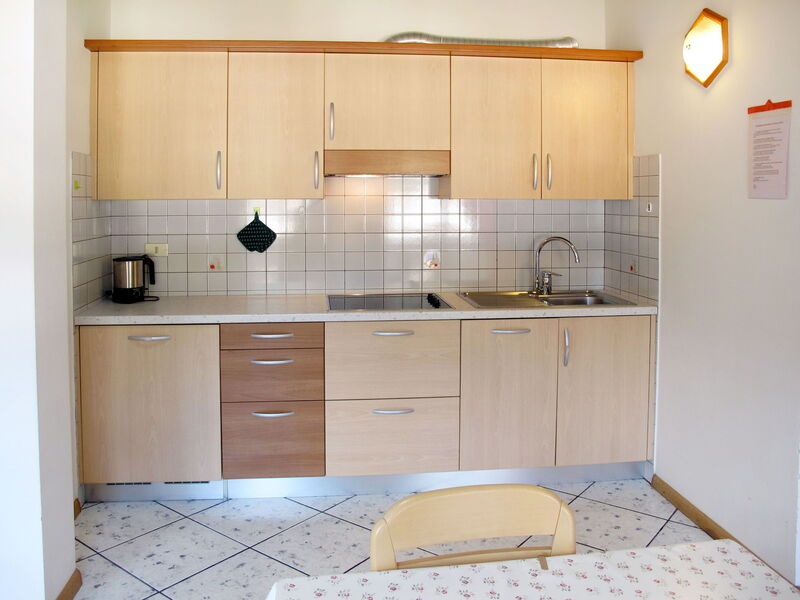 Accommodation:&nbsp;Azzurra (Pfs158) 655.7