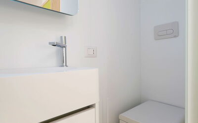 Accommodation:&nbsp;House Boat Medium 733.1