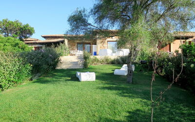 Accommodation:&nbsp;House Boat Small 733.2