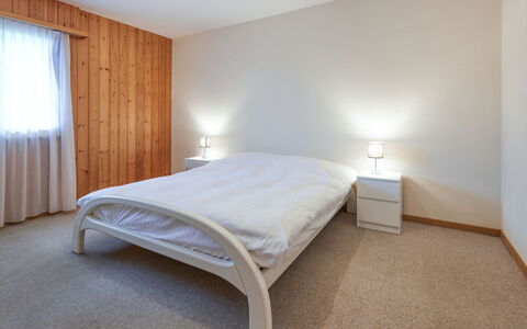 Thyon-Les Collons 634: Furniture, Property, Comfort, Wood, Bed, Interior Design, Shade, Floor, Bed Frame
