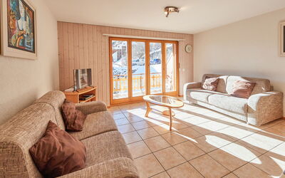 Accommodation:&nbsp;Sérandes 18 634.4