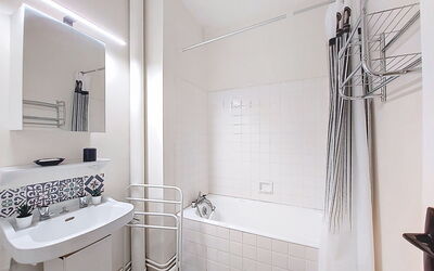 Accommodation:&nbsp;La Centrale 40.10