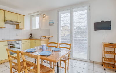 Accommodation:&nbsp;La Centrale 40.9