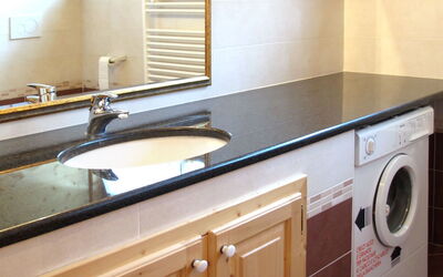 Accommodation:&nbsp;Rossetti 605.2
