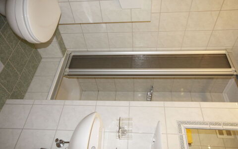Alpenglühen: Plumbing Fixture, Property, Tap, Bathroom, Interior Design, Floor, Architecture, Mirror, Flooring, Toilet