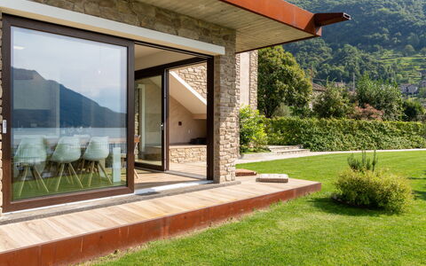 Brezza di Lago: Plant, Property, Shade, Wood, Land Lot, Grass, Tree, Building, Residential Area, Landscape