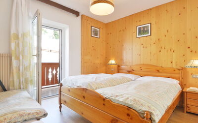 Accommodation:&nbsp;Tieja De Gotart 644.3
