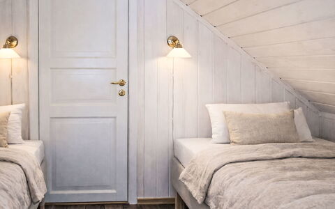 Risdalbu: Flooring, Floor, Wall, Wood, Interior Design, Bedroom, Ceiling, Room, Bed, Lighting