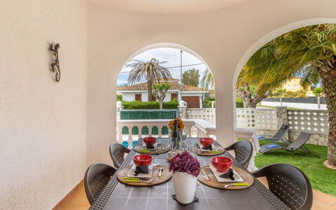 Green House: Green, Property, Interior Design, Room, House, Real Estate, Table, Architecture, Furniture, Coffee Table