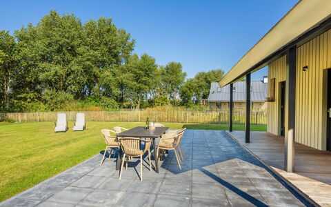 Oesterdam Resort: Property, Real Estate, House, Home, Yard, Building, Backyard, Estate, Architecture, Tree