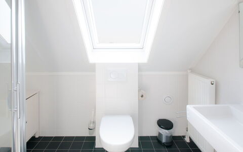 Oesterdam Resort: Property, Bathroom, Room, Toilet, Plumbing Fixture, Architecture, Interior Design, Floor, Tile, Toilet Seat