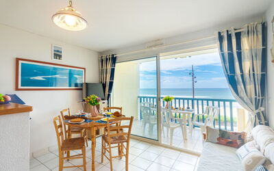Accommodation:&nbsp;Les Hauts de la Corniche 260.4