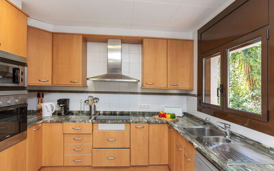 Accommodation:&nbsp;Mas Mato Up 605.2