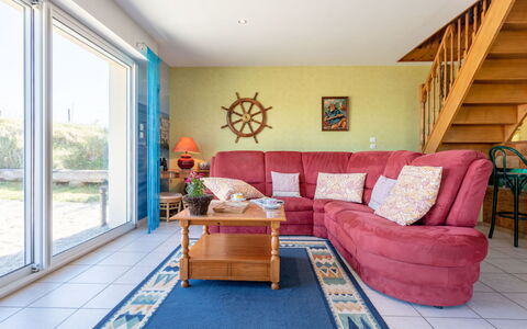 Chez Lilo: Property, Furniture, Table, Window, Plant, Wood, Interior Design, Comfort, Decoration, Building