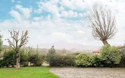 Urrugne 601: Natural Landscape, Nature, Tree, Sky, Green, Grass, Daytime, Property, Cloud, Natural Environment