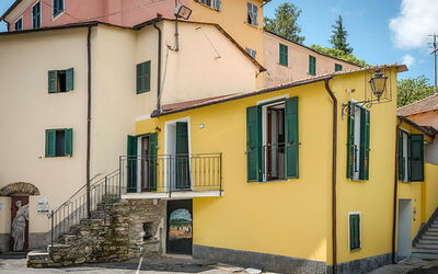Valloria 602: Window, Building, Property, Cloud, Sky, Plant, House, Yellow, Wood