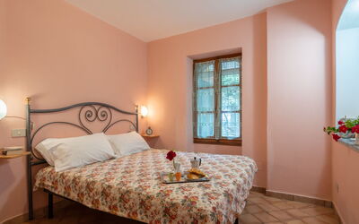 Accommodation:&nbsp;Viola (Vlo203) 605.4