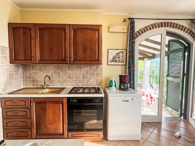 Accommodation:&nbsp;Giglio (Vlo205) 605.6