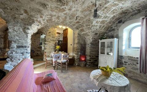 Il Mulino (Vlo207): Property, Furniture, Table, Building, Interior Design, Chair, Floor, Window, Decoration, Flooring