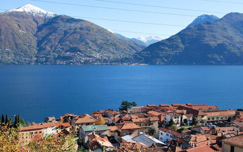 Casa Bel Sit: Mountain, Mountainous Landforms, Mountain Range, Lake, Sky, Wilderness, Hill Station, Town, Water, Hill