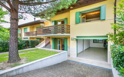 Accommodation:&nbsp;Green Village Eco Resort 609.5