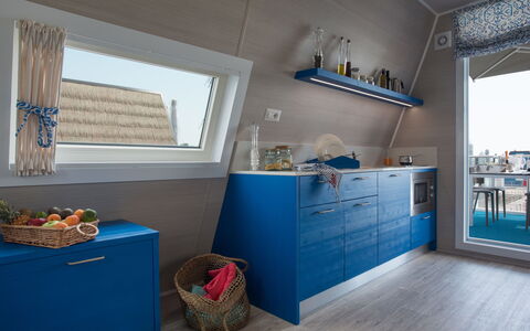 Lignano Riviera 610: Cabinetry, Furniture, Building, Blue, Kitchen, Countertop, Wood, Shelving, Interior Design, Living Room