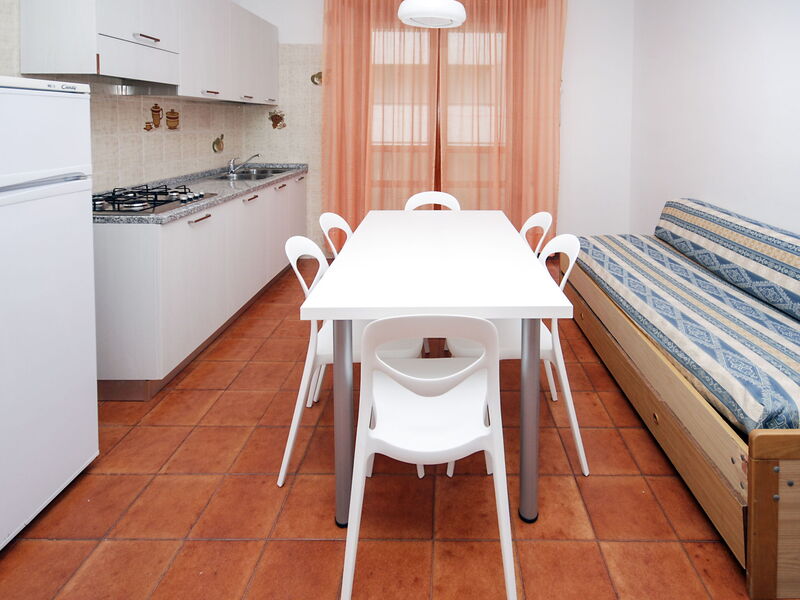 Accommodation:&nbsp;Las Palmas (Lig445) 644.1