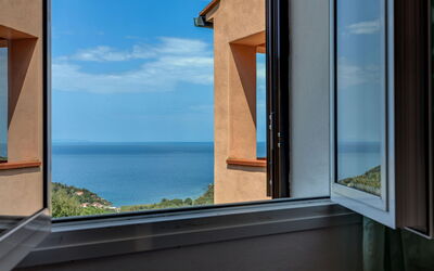 Accommodation:&nbsp;La Paradisa 601.1