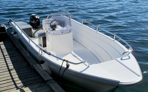 Galanten: Water, Boat, Watercraft, Vehicle, Naval Architecture, Boats And Boating--Equipment And Supplies, Lake, Recreation, Ship, Automotive Exterior