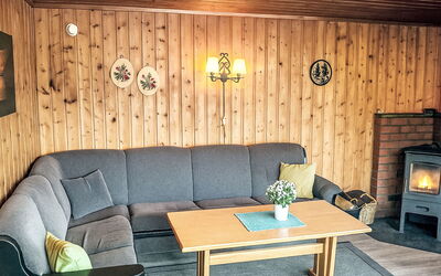 Accommodation:&nbsp;Neset 651.1