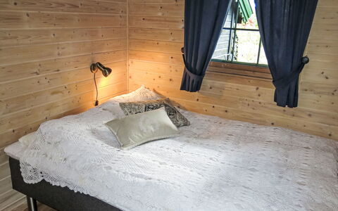 Lettibu: Building, Window, Comfort, Wood, Interior Design, Flooring, Floor, Bed Frame, Shade, Wall
