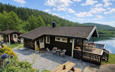 Staksholmen: House, Cottage, Roof, Home, Porch, Rural Area, Garden Buildings, Siding, Log Cabin, Hut
