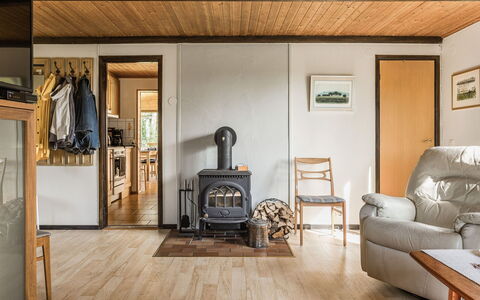Kjuge Gula Huset: Furniture, Building, Wood, Couch, Picture Frame, Interior Design, Architecture, Floor, Flooring, Living Room
