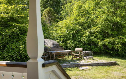 Vänneböke: Plant, Plant Community, Shade, Tree, Wood, Natural Landscape, Shrub, Outdoor Furniture, Outdoor Bench, Trunk