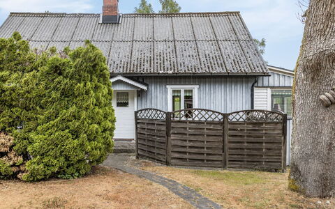 Forneboda: Sky, Plant, Property, Window, Cloud, Building, Cottage, Land Lot, Wood, Thatching