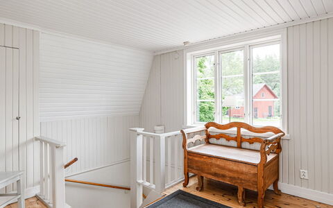Klinten Totebo: Window, Building, Comfort, Wood, Interior Design, Floor, Flooring, Rectangle, Wood Stain