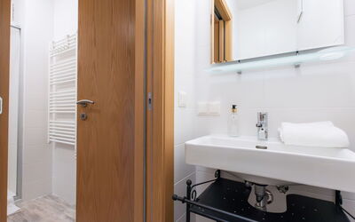 Accommodation:&nbsp;Iva 570.1