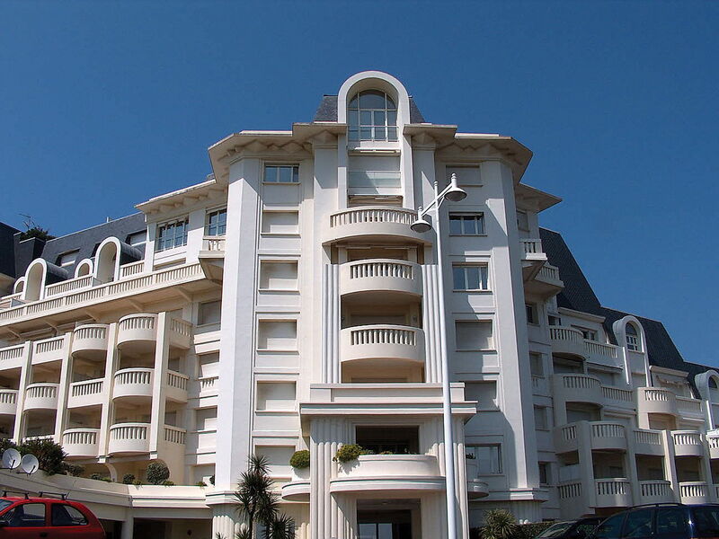 Le Palais De La Roseraie