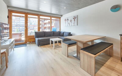 Accommodation:&nbsp;Flache 204 644.57